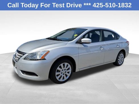 Used 2014 Nissan Sentra S FWD image 2