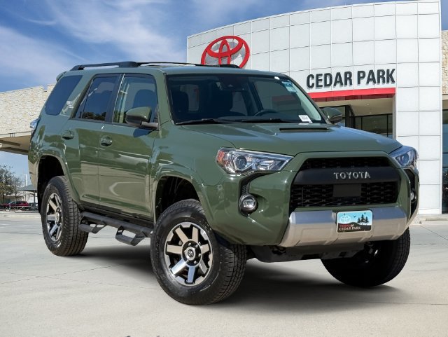 Used 2022 Toyota 4Runner TRD Off-Road AWD/4WD image 1