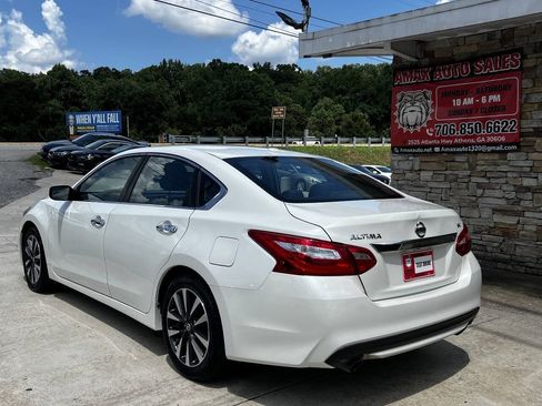 Used 2016 Nissan Altima 2.5 SV FWD image 4