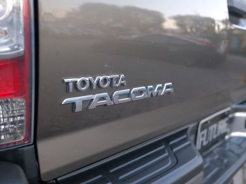 Used 2011 Toyota Tacoma PreRunner w/ SR5 Pkg #2 image 29