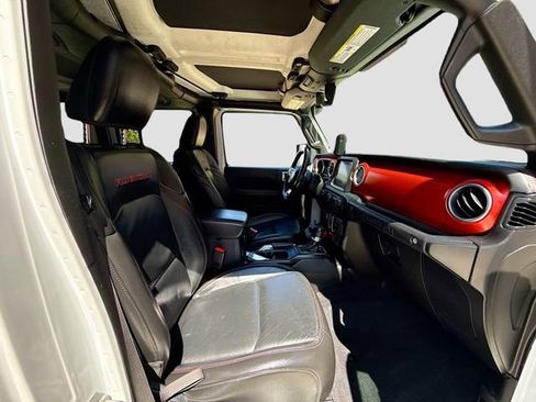 Used 2018 Jeep Wrangler Unlimited Rubicon AWD/4WD image 27