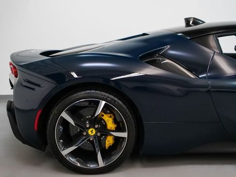 Certified 2022 Ferrari SF90 Stradale image 31
