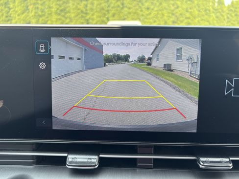 Used 2025 Hyundai Kona SEL AWD/4WD image 27