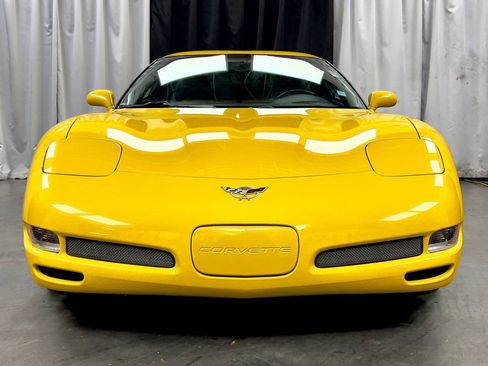Used 2003 Chevrolet Corvette Z06 w/ Memory Package, 3 Drivers image 2