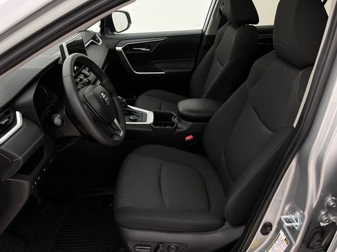 Used 2024 Toyota RAV4 XLE image 15