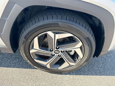 Used 2024 Hyundai Tucson Limited image 30