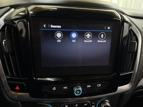Used 2023 Chevrolet Traverse RS AWD/4WD image 41