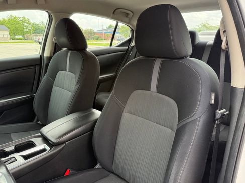Used 2020 Nissan Sentra SV FWD image 11