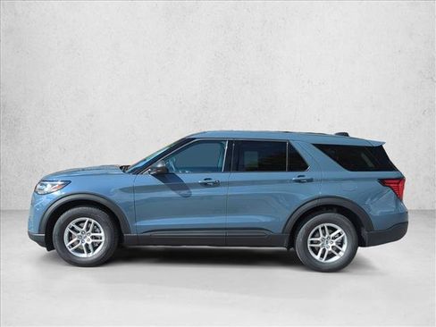 New 2026 Ford Explorer Active image 5