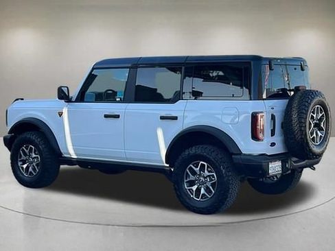 Used 2025 Ford Bronco Badlands AWD/4WD image 4