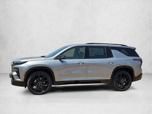 New 2026 Chevrolet Traverse RS w/ LPO, Floor Liner Package AWD/4WD image 5