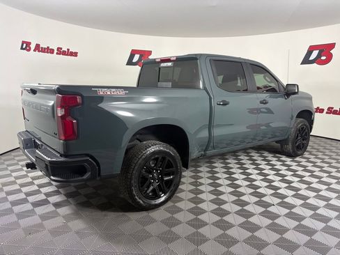 Used 2026 Chevrolet Silverado 1500 LT Trail Boss w/ LT Trail Boss Premium Package AWD/4WD image 6
