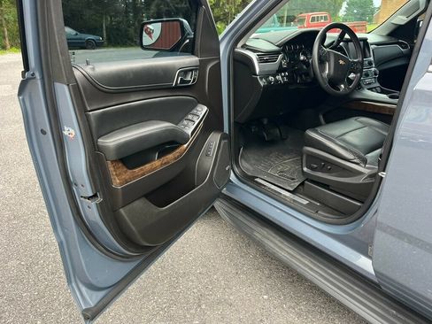 Used 2016 Chevrolet Tahoe LT AWD/4WD image 12