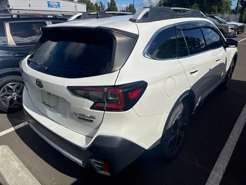 Used 2021 Subaru Outback Touring AWD/4WD image 3