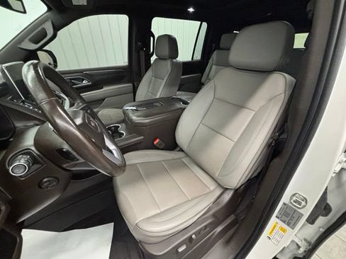 Used 2022 GMC Yukon XL SLT w/ SLT Premium Package AWD/4WD image 20