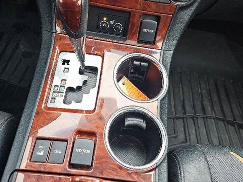 Used 2013 Toyota Highlander Limited image 19