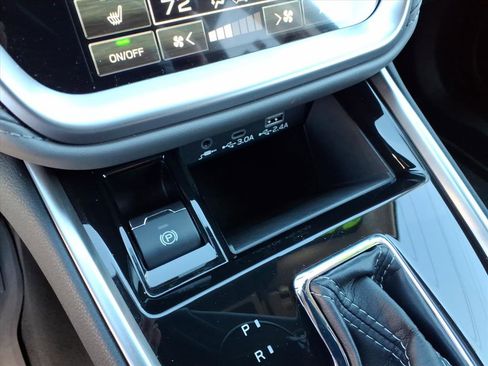 Certified 2025 Subaru Outback Onyx Edition w/ Popular Package #2 image 12