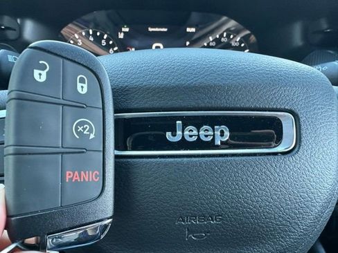 New 2026 Jeep Compass Latitude image 47
