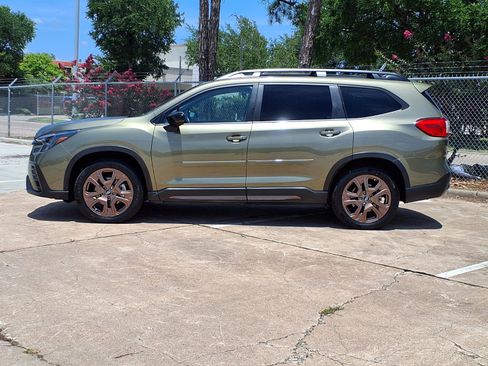Used 2025 Subaru Ascent Bronze Edition AWD/4WD image 23