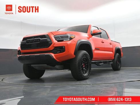 Used 2023 Toyota Tacoma TRD Pro AWD/4WD image 43