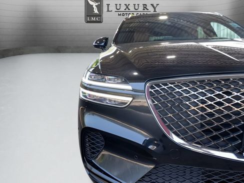 Used 2023 Genesis GV70 2.5T w/ Advanced Package AWD/4WD image 13