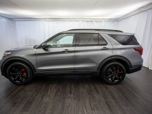 Used 2022 Ford Explorer ST image 7