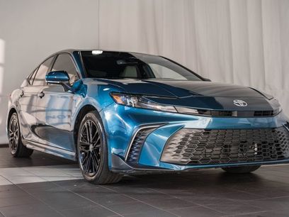 Used 2025 Toyota Camry SE w/ Convenience Package