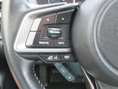 Used 2022 Subaru Forester Premium AWD/4WD image 20