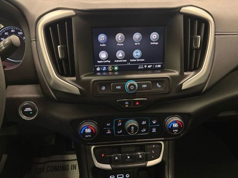 Used 2023 GMC Terrain SLE w/ Driver Convenience Package image 39