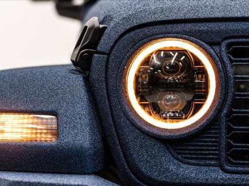 Used 2025 Jeep Gladiator Sport image 43