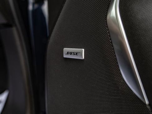 Used 2024 Chevrolet Suburban High Country w/ Advanced Technology Package image 32