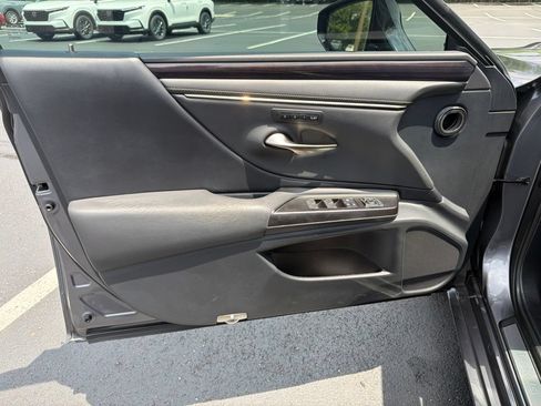 Used 2019 Lexus ES 350 w/ Premium Package FWD image 18