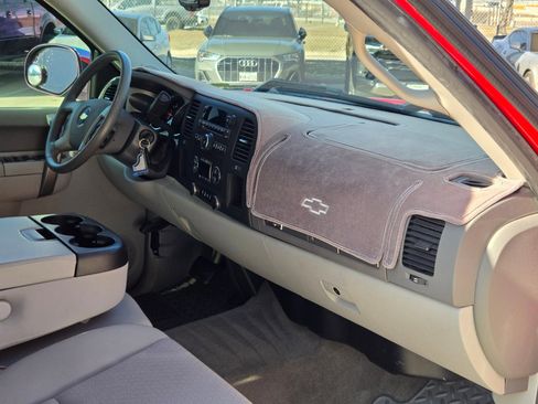 Certified 2013 Chevrolet Silverado 1500 LT image 28