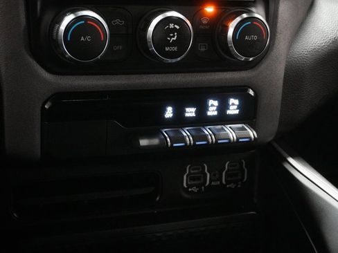 Used 2022 RAM 1500 Big Horn image 29