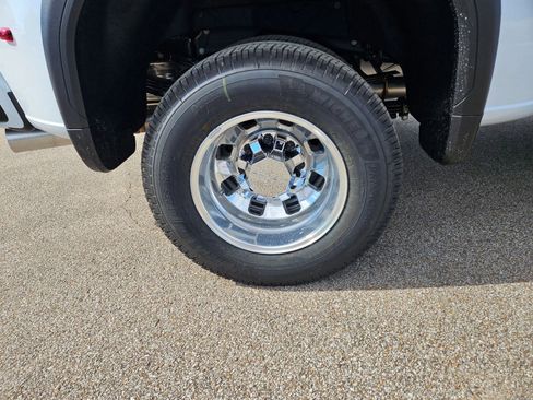 New 2026 GMC Sierra 3500 Denali w/ Denali Reserve Package image 27