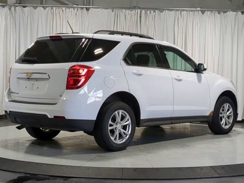 Used 2017 Chevrolet Equinox LT w/ Convenience Package AWD/4WD image 10
