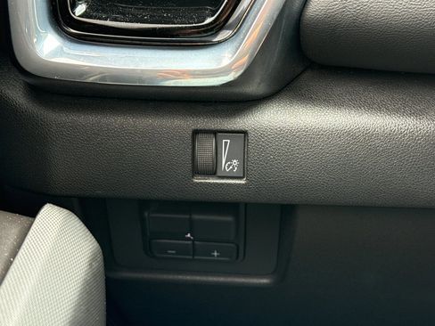 Used 2023 GMC Canyon Elevation w/ Convenience Package AWD/4WD image 33