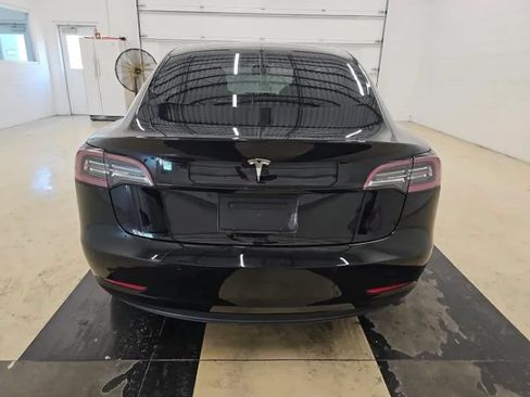 Used 2021 Tesla Model 3 Standard Range Plus RWD image 2