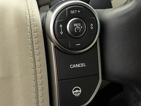 Used 2017 Land Rover Range Rover Supercharged AWD/4WD image 34