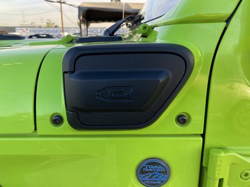 Used 2021 Jeep Wrangler Unlimited Rubicon w/ Safety Group image 17