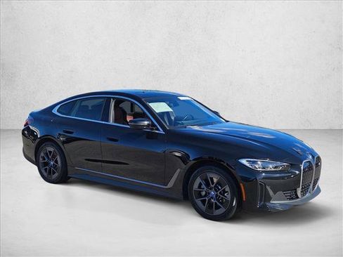 Certified 2023 BMW i4 eDrive40 w/ Premium Package image 3