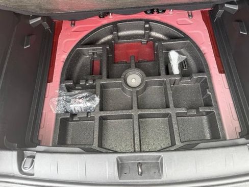 Used 2023 Jeep Renegade Latitude AWD/4WD image 9