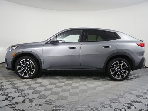 Certified 2025 BMW X2 xDrive28i image 6
