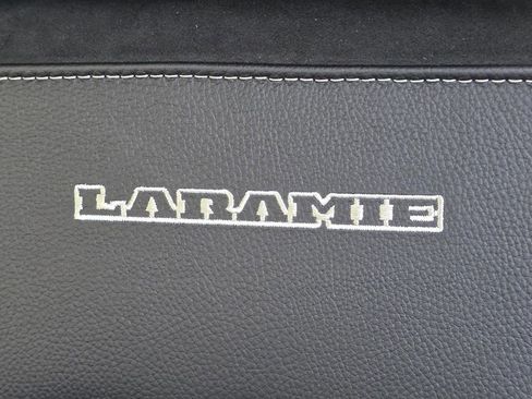 New 2026 RAM 1500 Laramie AWD/4WD image 8