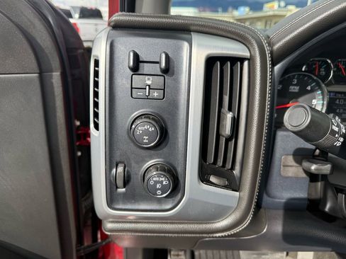 Used 2018 GMC Sierra 1500 SLE image 21