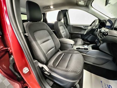 New 2025 Ford Escape Active image 24