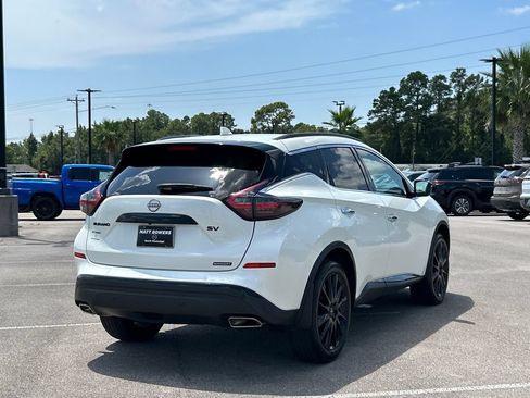Used 2024 Nissan Murano SV w/ SV Midnight Edition Package FWD image 7