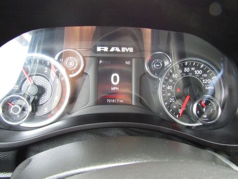 Used 2024 RAM 2500 Big Horn w/ Off Road Package AWD/4WD image 14