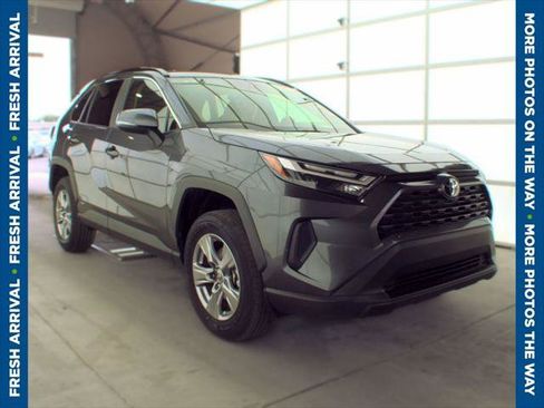 Certified 2025 Toyota RAV4 XLE AWD/4WD image 1