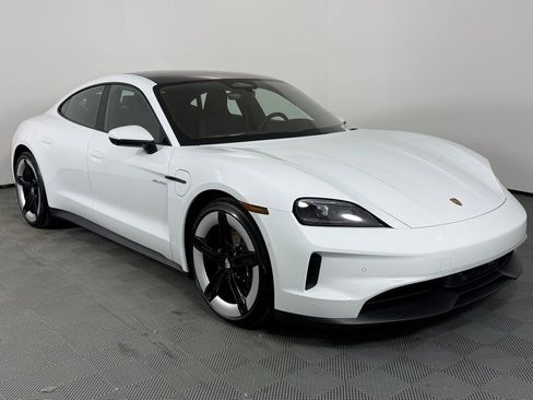 New 2026 Porsche Taycan RWD image 9